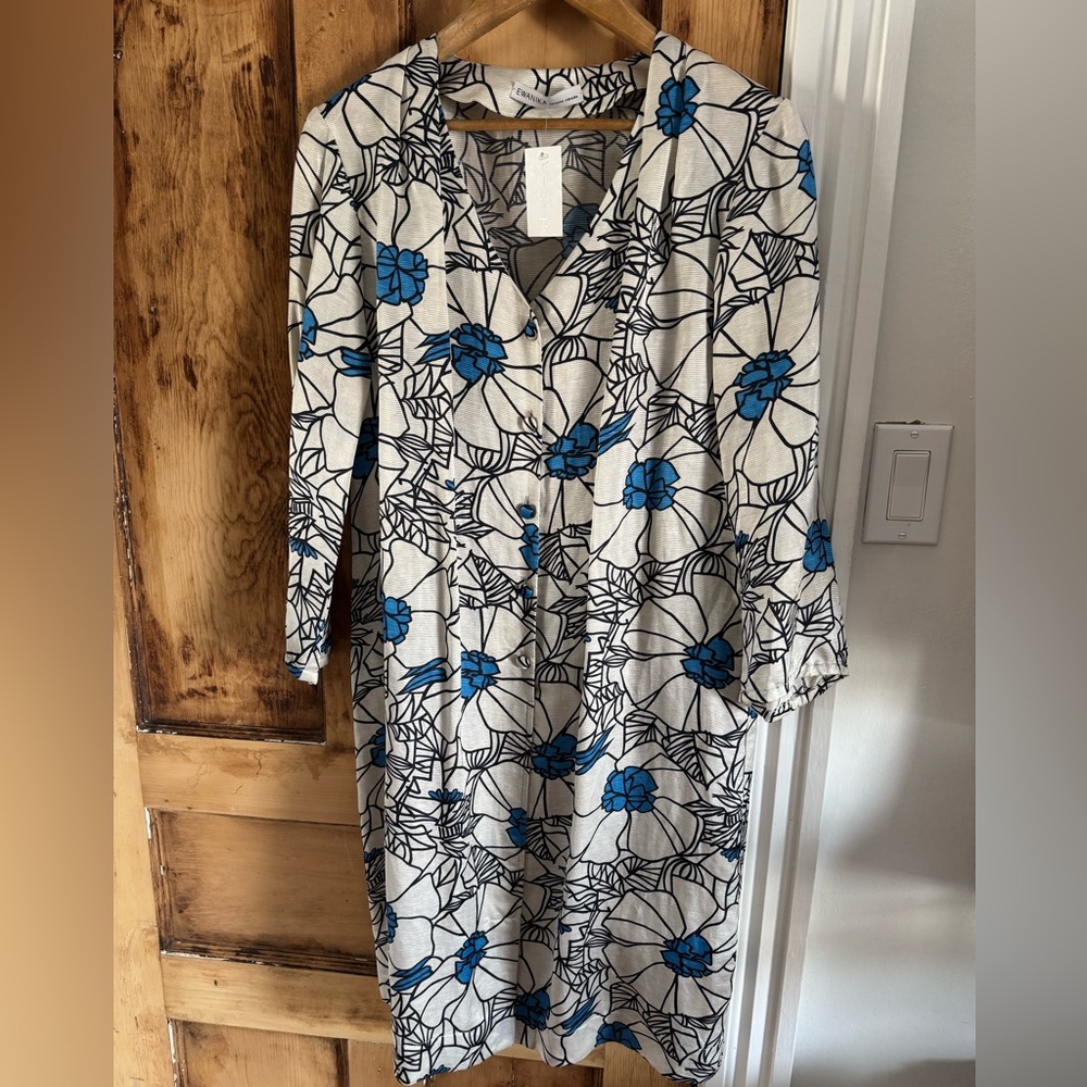 EWANIKA Vintage Print Dress with Blue Accents